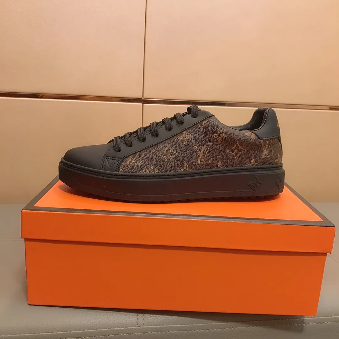 Factory price 380 💎💎👟 (LV Louis Vuitton) New men's casual shoes [proud] hot style, imported special embossed fabric, comfortable pigskin lining, wear-resistant rubber outsole, if you are still worried about wearing matching shoes, then this shoe is your best choice! Code number: 38-44